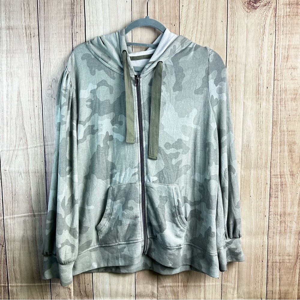 Camouflage Zip-Up‎ Hoodie